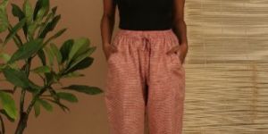 Red Check Handloom Pant