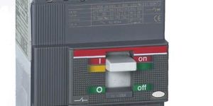 Molded Case Circuit Breaker