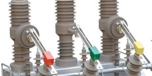 Vacuum Circuit Breaker