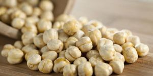 White Chickpeas