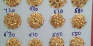 Designer Gold Nose Pin