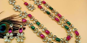 Multi Colour Kundan Necklace Set