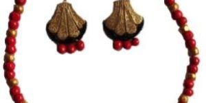 Hand made Terracotta Black and Golden Jewellery Necklace set.