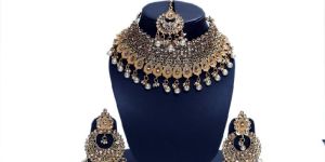 Gold Necklace Set