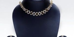 Oval Shaped Necklace Set