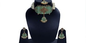 Pearl Necklace Set
