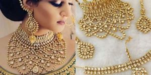 Kundan Jewellery Set