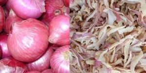 DEHYDRATED PINK ONION FLAKES