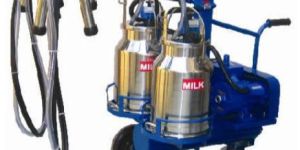 Double Bucket Milking Machine