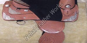 TL W20010010 Treeless Saddles