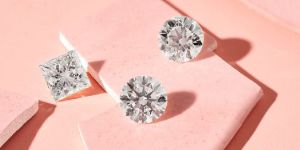 White D-E Color Round Cut Moissanite Gemstone