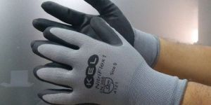 Nitrile Dexterity Gloves