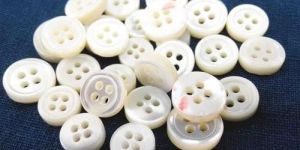 Plastic Garment Buttons