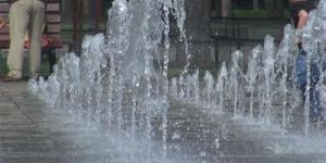 Slow Sequencing Fountains