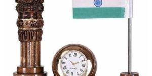 Wooden Pen Stand with Clock