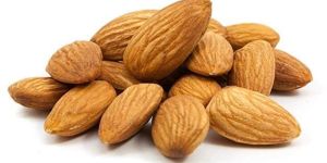 Natural Almond Nuts