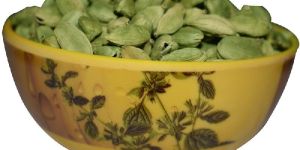 Dried Green Cardamom