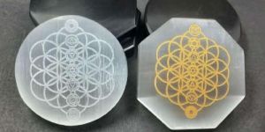 Selenite Charging Plate