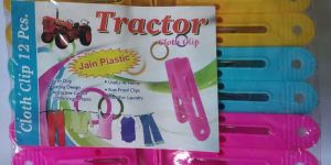 TRACTOR Plastic Clothes Clips