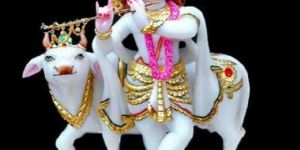 Marble Lord Krishna Statue