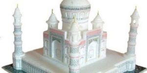Marble Taj Mahal Sculpture