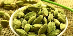 Green Cardamom Pods