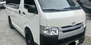 Used LHD Toyota Hiace Car