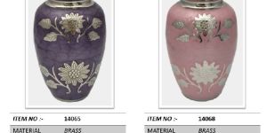 URNS & KEEPSAKE