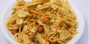 Special Mix Namkeen