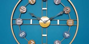 Wall Clocks with Digits