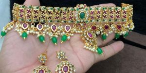 Matt Finish Cz with Kemp Stone Premium Quality Choker Set