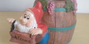 Resin Welcome Planter