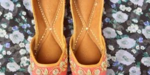 Trendy Punjabi Jutti