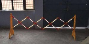 Folding Barricade Stand