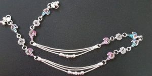 SILVER DESIGNER LEG CHAIN