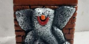 Fiber Ganesha Pen Stand