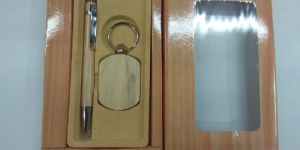 Wooden Pen & Keychain Set
