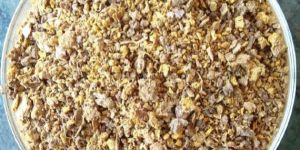 Dried Turmeric Flakes