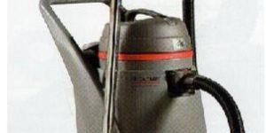 W-70 Vacuum Cleaner