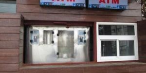 Solar Water Purifier ATM Machine