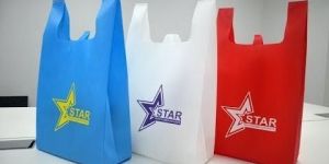 Non Woven W Cut Bags