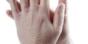 Vinyl Examination Gloves