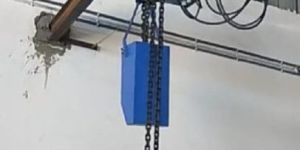 Motorised Chain Pulley