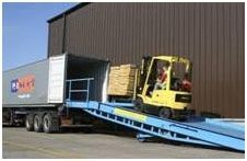 De-Stuffing and Stuffing Services