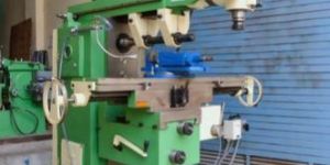 Universal Milling Machine