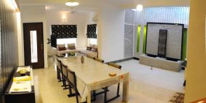 Dining Room Interior Designing Services