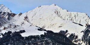 Patalsu Peak Mountain Tour Package