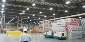 LINEAR HIGH-BAY LIGHTS