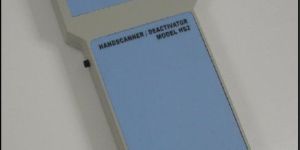 HANDHELD DEACTIVATOR