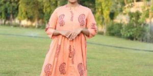 Ladies Designer Cotton Kurti